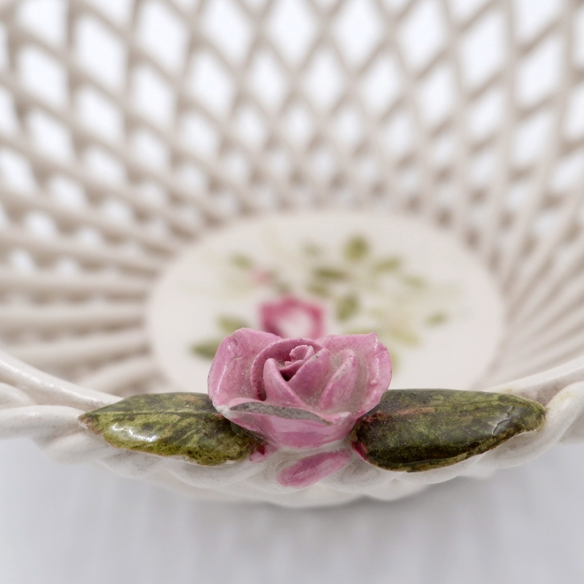 Capodimonte Porcelain Basket Woven Pink Flowers Italy