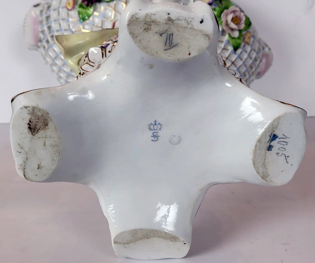 Centerpiece Porcelain Cup  - German work
