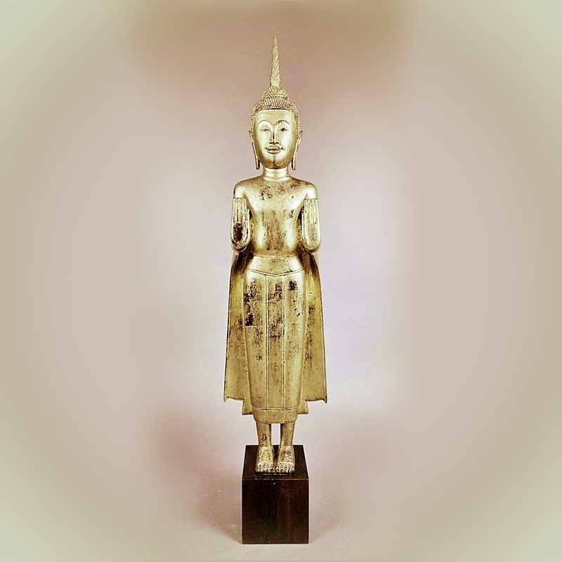 Large gilded wooden Buddha, Siam, 18th century - H 109cm