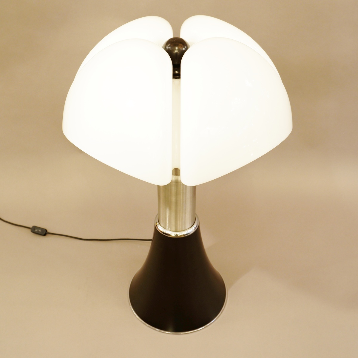 Large Pipistrello Table Lamp or Floor Lamp - Gae Aulenti for Martinelli Luce